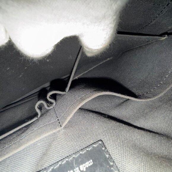 LOUIS VUITTON Damier Graphite District MM Messenger Shoulder Bag N41272 - Picture 14 of 16